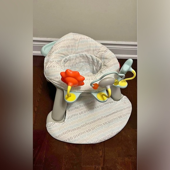 Skip Hop 2in1 Activity Floor Seat - Picture 1 of 2